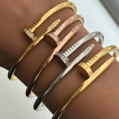 Gouden Cuff Spijker Armband met Diamantjes Dames