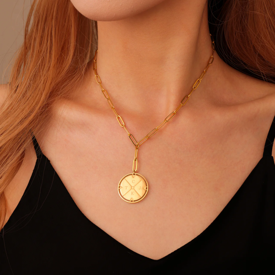Gouden Initialen Disk Ketting Dames