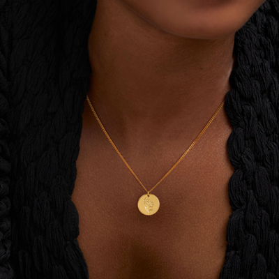 Elegante Geboortebloem Ketting