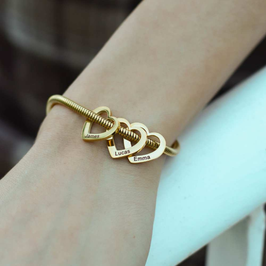 Gepersonaliseerde Gouden Hartjes Armband Dames