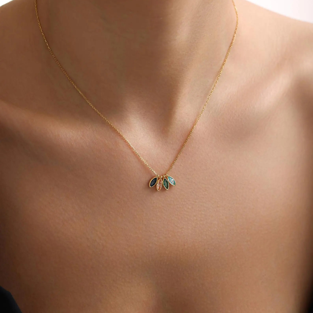 Geboortesteen Bloemblaadjes Oma Ketting