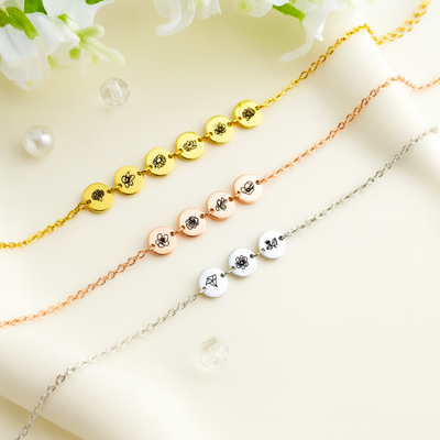 Gepersonaliseerde Geboortebloem Tiny Charm Armband