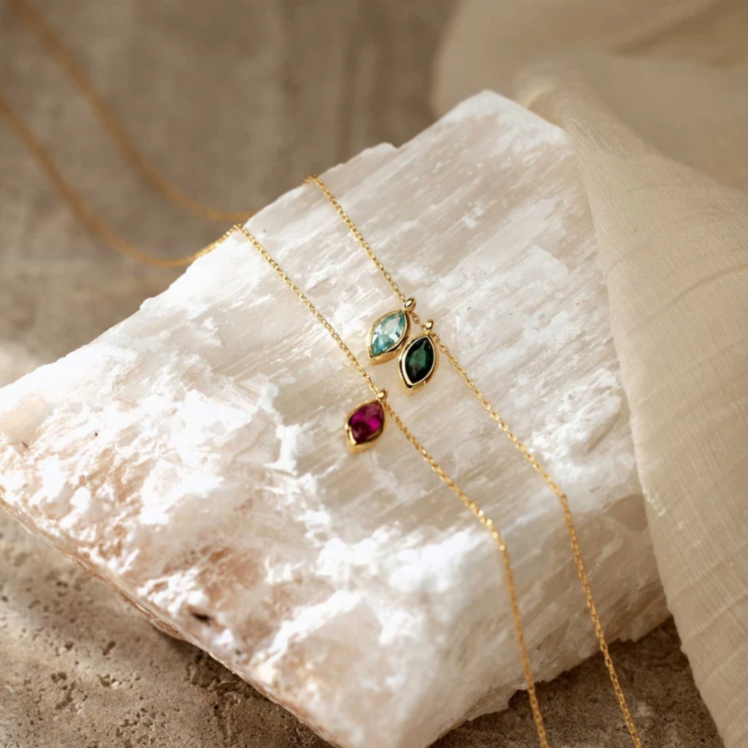 Geboortesteen Bloemblaadjes Oma Ketting