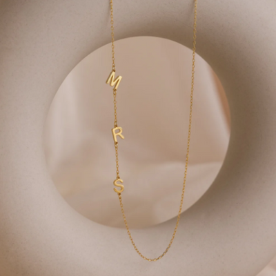 Dames Ketting Met Initiaal Zijwaarts